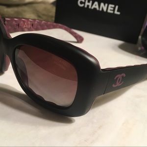 CHANEL sunglasses 🖤💜🖤💜